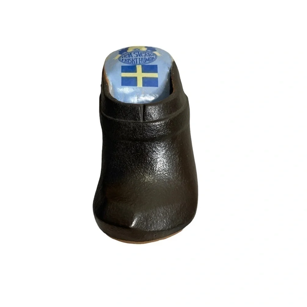 Gustavsberg Made in Sweden Heja Sverige Friskt Humor Clog Pottery